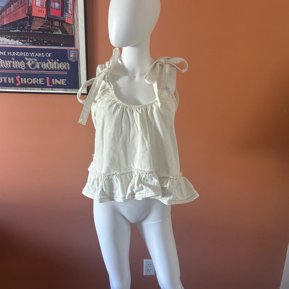 JACQUIE THE LABEL peplum style shoulder tie top